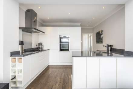 Meadow Road, Southborough, Tunbridge Wells (chain free), Image 1
