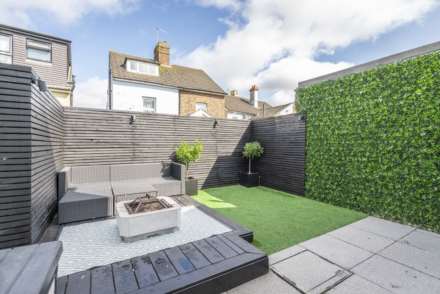 Meadow Road, Southborough, Tunbridge Wells (chain free), Image 2