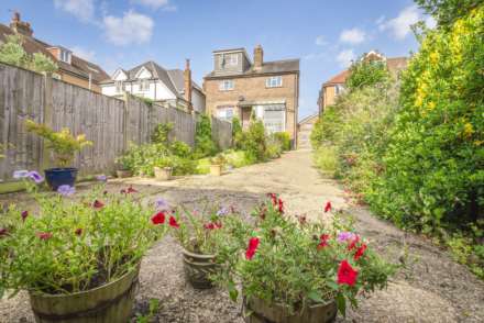 East Cliff Road, Tunbridge Wells (large garden), Image 1
