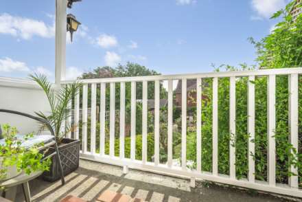 East Cliff Road, Tunbridge Wells (large garden), Image 5