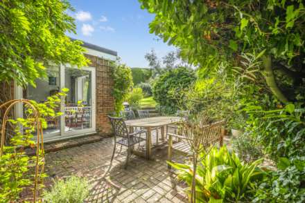 Doon Brae, Southborough, Tunbridge Wells, Image 16