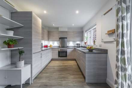 High Tree Lane,  Tunbridge Wells, Image 2