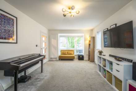 High Tree Lane,  Tunbridge Wells, Image 3