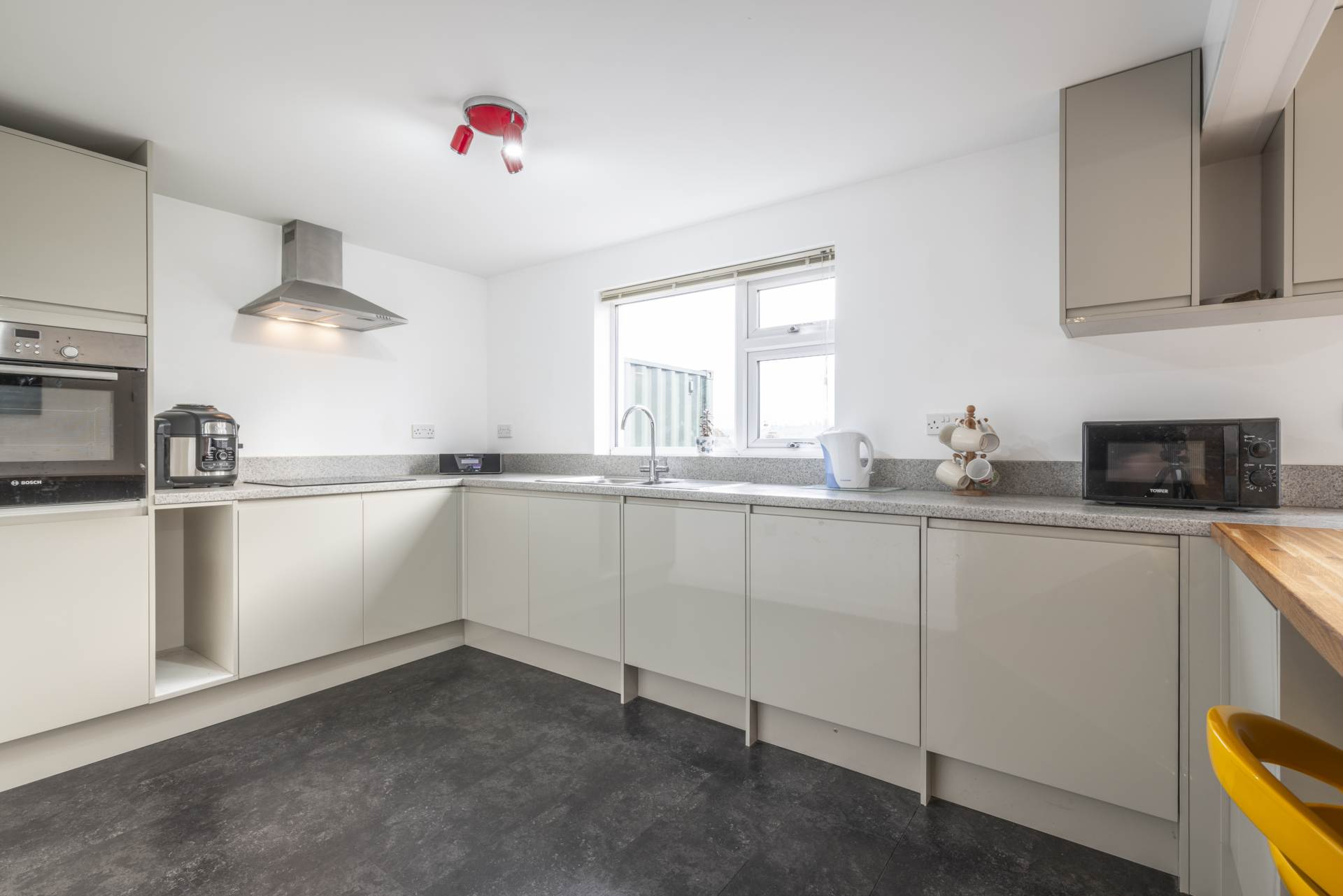 Gordon Road, Tunbridge Wells, Image 2