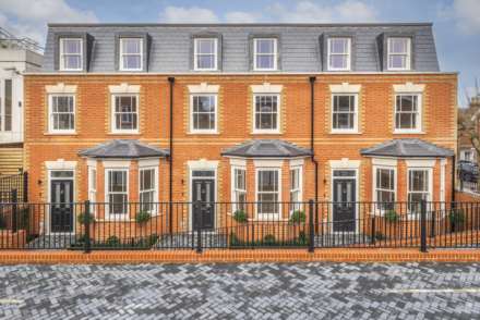 Culverden Square, Tunbridge Wells (town centre location), Image 1