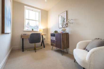 Culverden Square, Tunbridge Wells (town centre location), Image 14