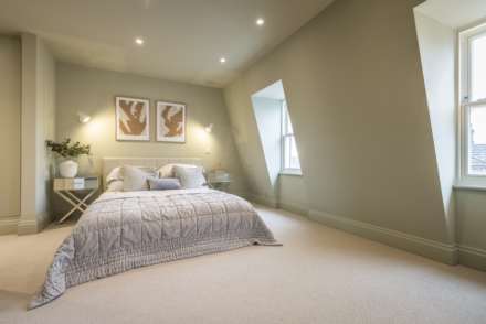 Culverden Square, Tunbridge Wells (town centre location), Image 9