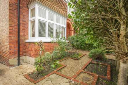 Woodbury Park Gardens, Tunbridge Wells, Image 20