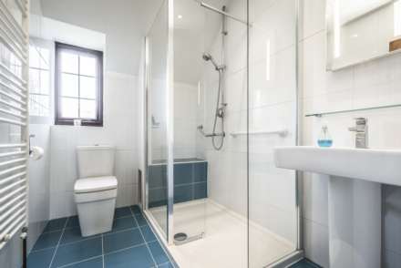 Royal Chase, Tunbridge Wells (central location), Image 11