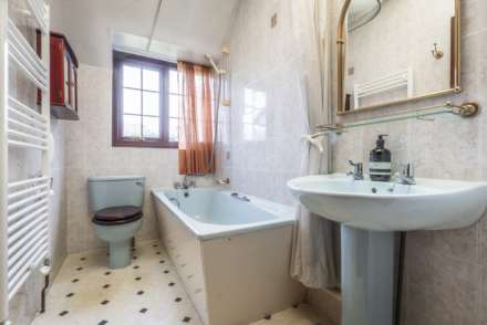 Royal Chase, Tunbridge Wells (central location), Image 12
