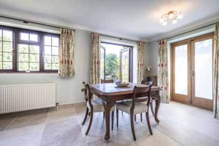 Royal Chase, Tunbridge Wells (central location), Image 16