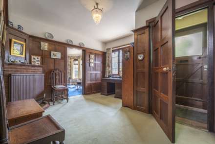 Royal Chase, Tunbridge Wells (central location), Image 2
