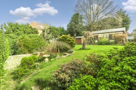 Royal Chase, Tunbridge Wells (central location), Image 20