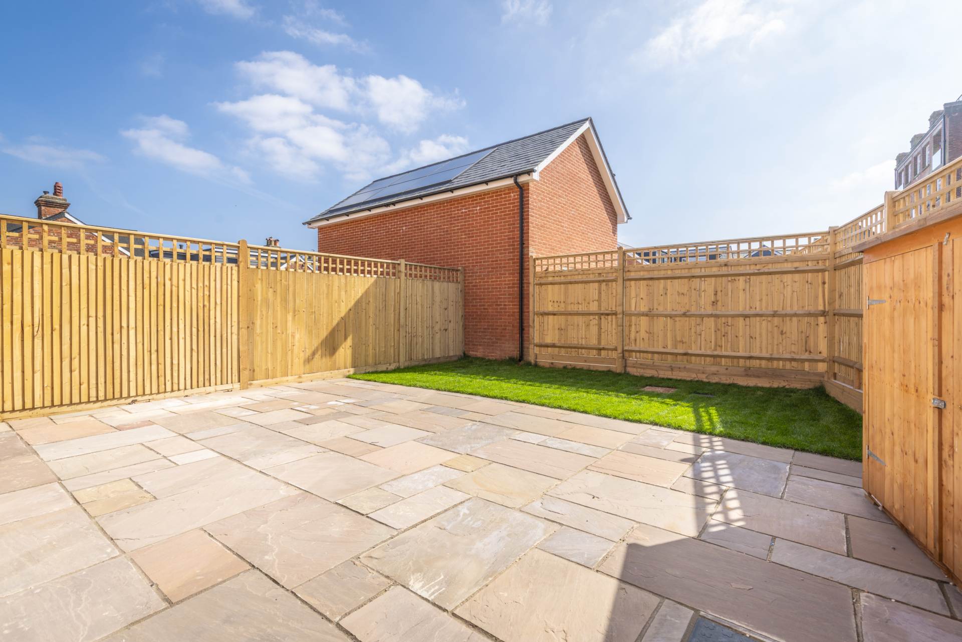 Grosvenor Mews, Tunbridge Wells (central location), Image 13