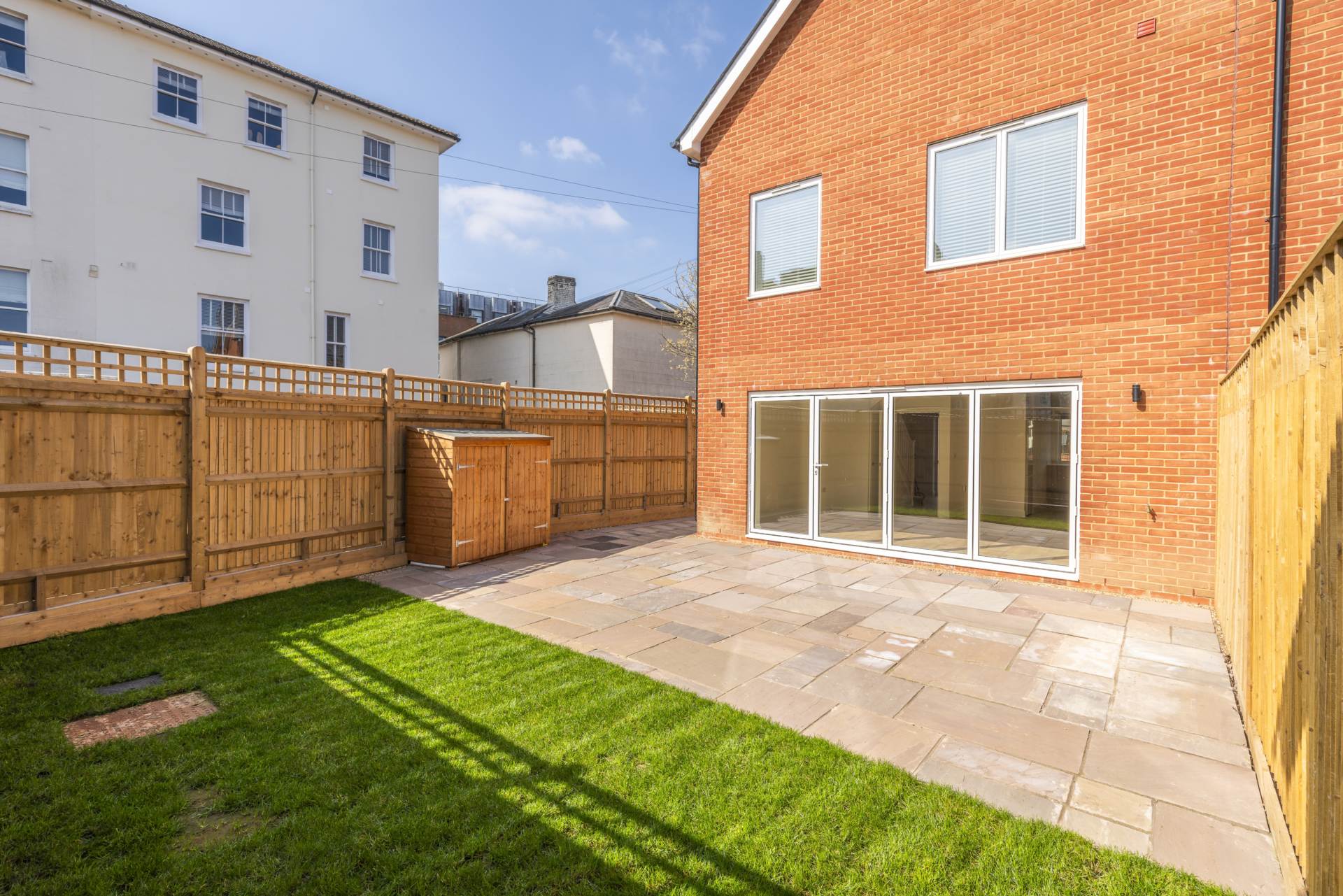 Grosvenor Mews, Tunbridge Wells (central location), Image 15