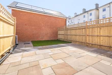 Grosvenor Mews, Tunbridge Wells (central location), Image 13