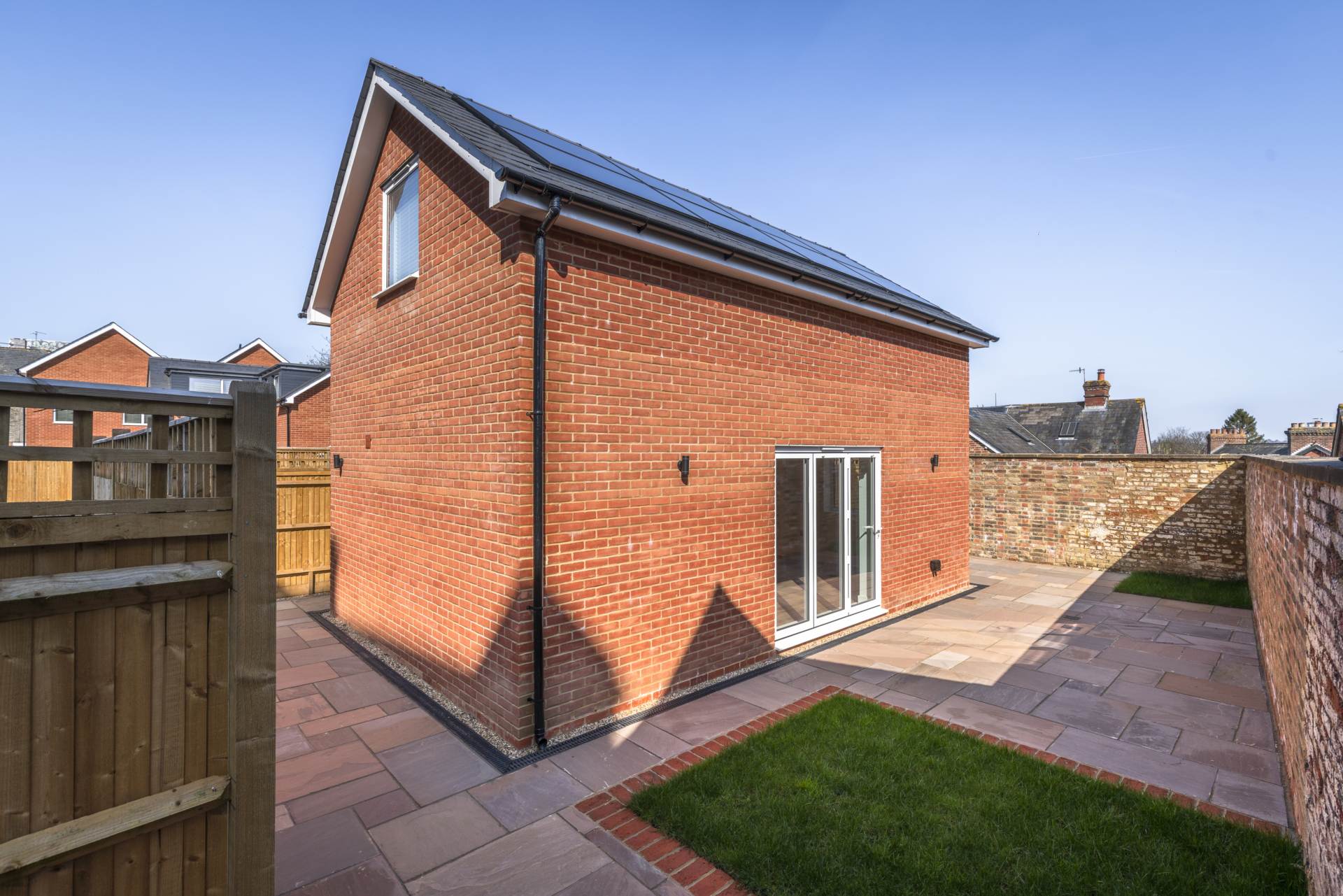 Grosvenor Mews, Tunbridge Wellsn (Central location), Image 12