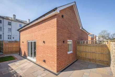 Grosvenor Mews, Tunbridge Wellsn (Central location), Image 10