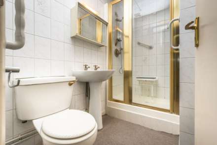 Higham Lane, Tonbridge (no chain), Image 8