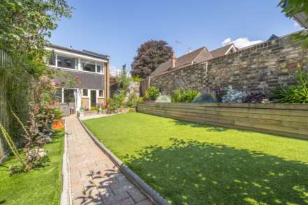Ruscombe Close, Tunbridge Wells (complete chain)