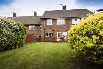 Brokes Way, Southborough, Image 11