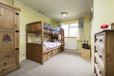 Brokes Way, Southborough, Image 5