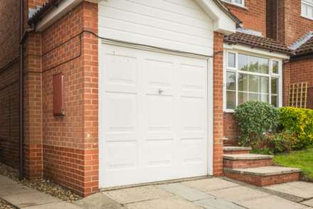 Fairview Close, Tonbridge, Image 13