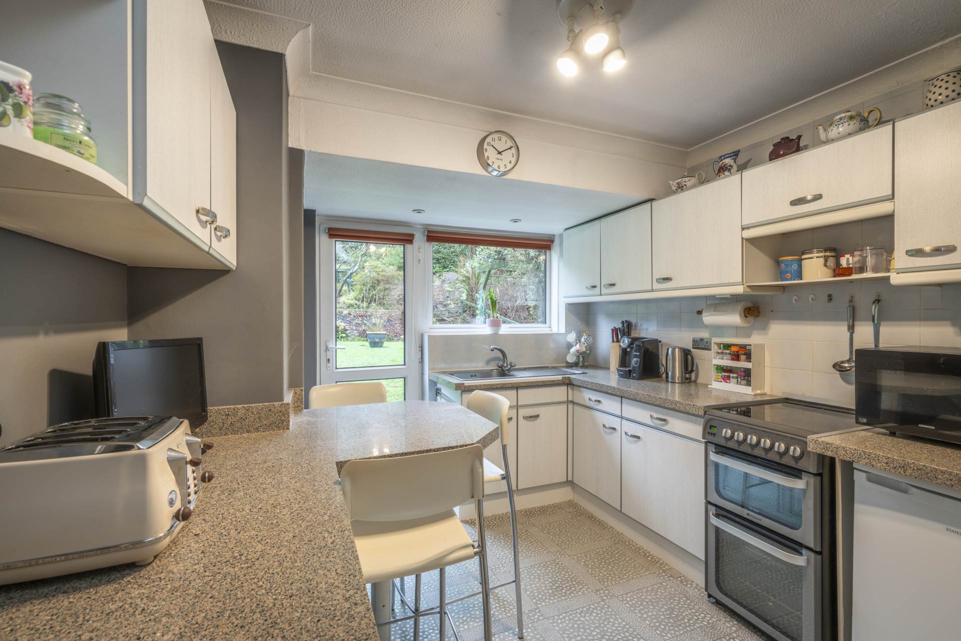 Andrews Close, Tunbridge Wells (no chain), Image 4