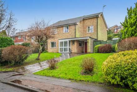 Andrews Close, Tunbridge Wells (no chain), Image 1