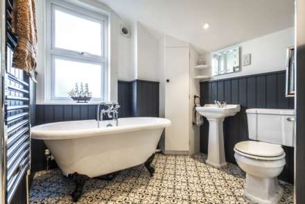 Stratford Street, Tunbridge Wells (large garden), Image 7