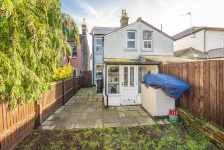 Stratford Street, Tunbridge Wells (large garden), Image 8