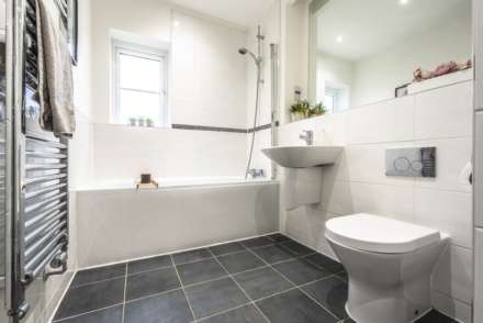 Burton Avenue, Leigh, Tonbridge, Image 11