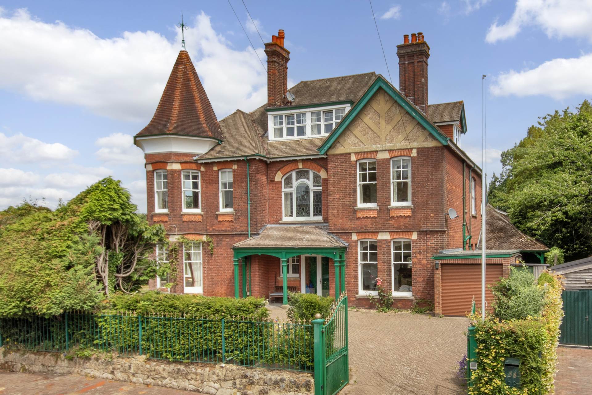 Boyne Park, Tunbridge Wells (no chain), Image 1