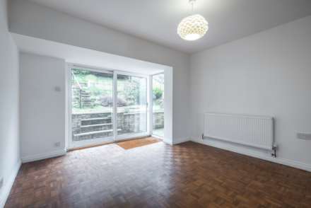 Broadmead, Tunbridge Wells (no chain), Image 3