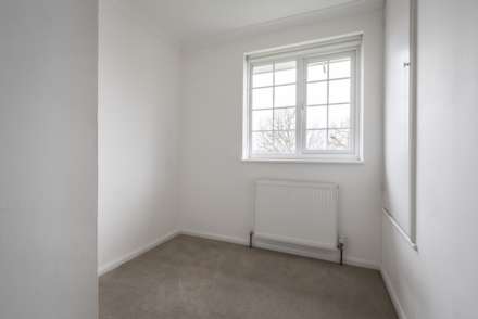 Broadmead, Tunbridge Wells (no chain), Image 8