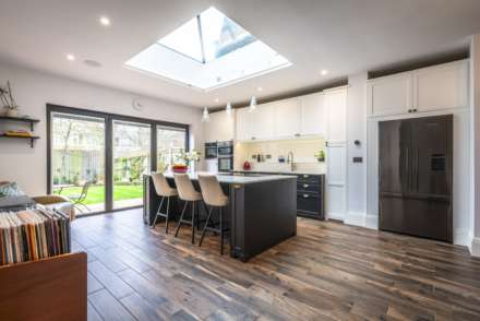 Culverden Park Road, Tunbridge Wells (no chain)