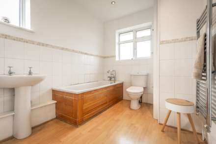 Newlands Road, Tunbridge Wells (close to schools), Image 11