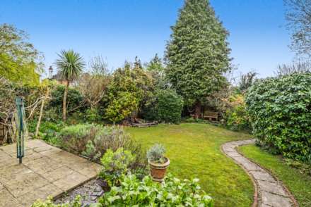 Brookhurst Gardens, Southborough, Tunbridge Wells, Image 15