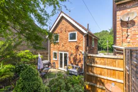 Holden Corner, Southborough, Tunbridge Wells, Image 9