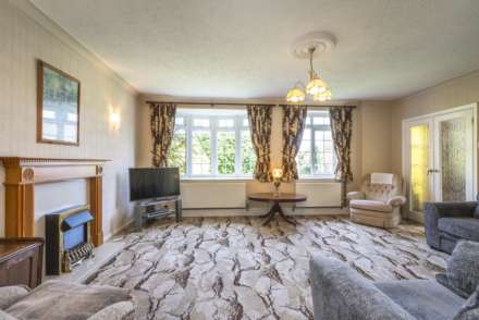 Clarendon Gardens, Tunbridge Wells (no chain), Image 2