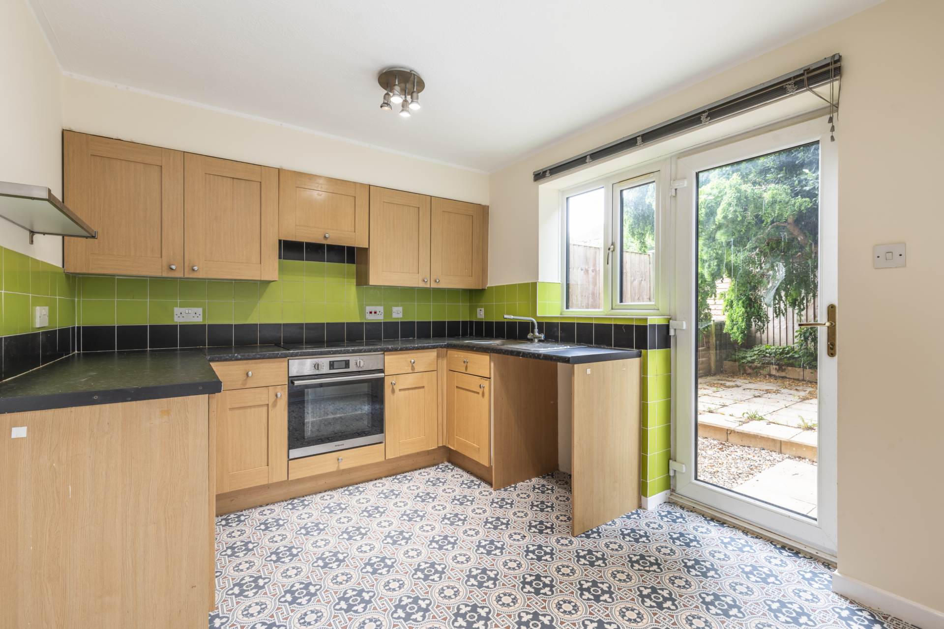 Cunningham Close, Tunbridge Wells (no chain), Image 2