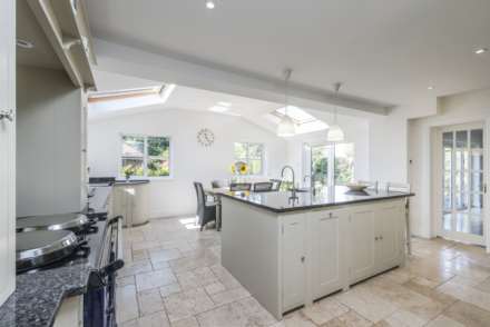 Eridge Road, Groombridge (no chain), Image 2