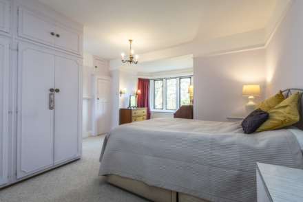 Yew Tree Road, Southborough, Tunbridge Wells (no chain), Image 11