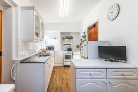 Yew Tree Road, Southborough, Tunbridge Wells (no chain), Image 5