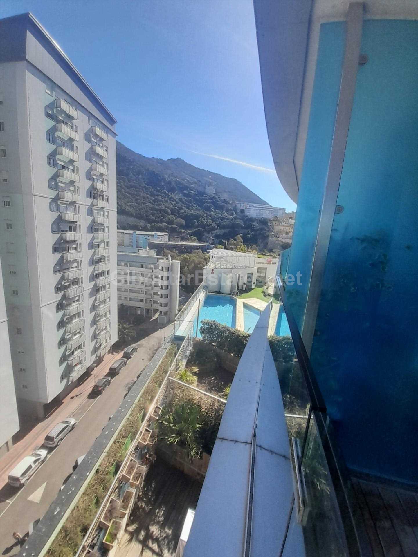 Ocean Spa Plaza, Image 3