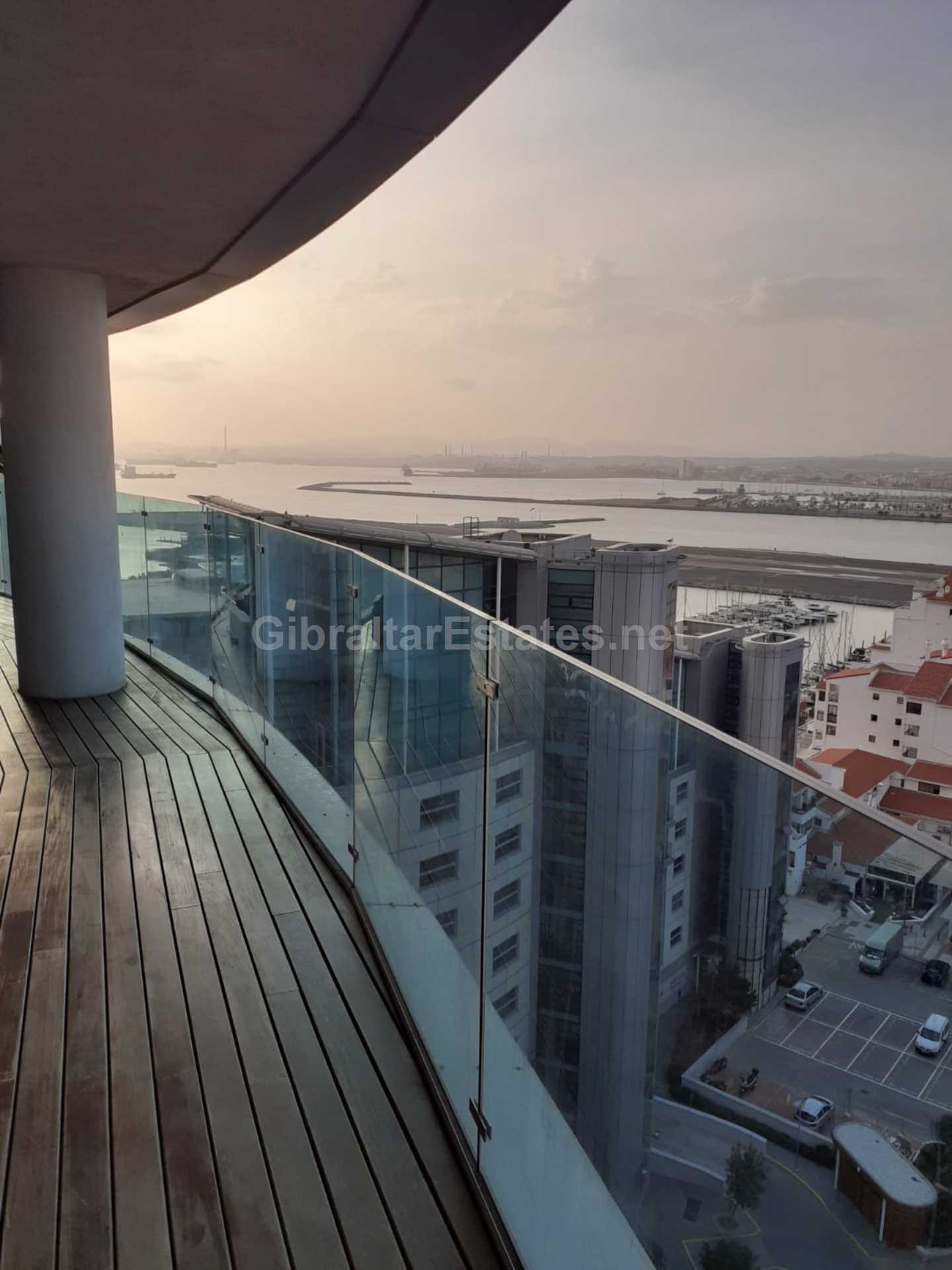 Ocean Spa Plaza, Image 2