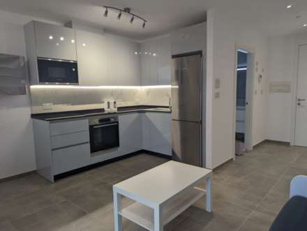 E1, Image 5