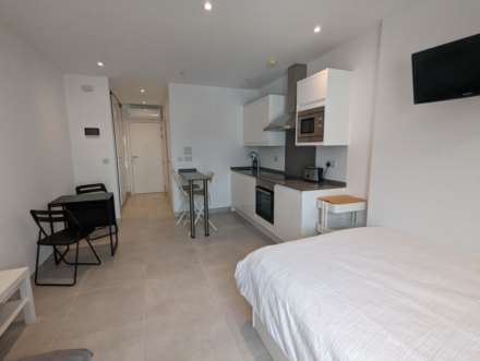 The Residence, Image 3
