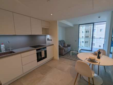 Eurocity Carrara, Image 4