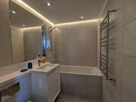 Eurocity Carrara, Image 8